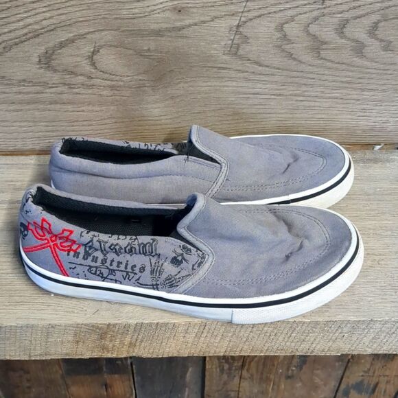 World Industries Gray Slip-On Boys Shoes Size 3 Youth - Picture 1 of 10